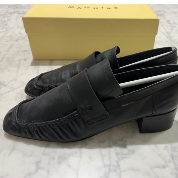 Loafer - Picture 1 of 6